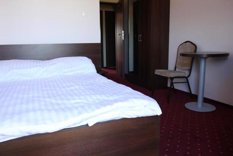 Gosciniec Europejski Miedziana Góra Quarto foto