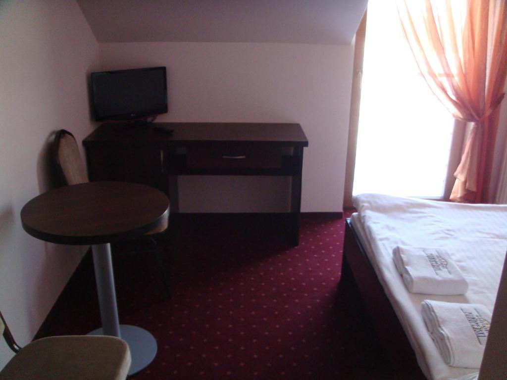 Gosciniec Europejski Miedziana Góra Quarto foto
